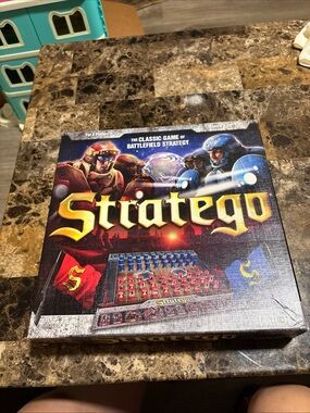 Classic Board Game - Red and Blue